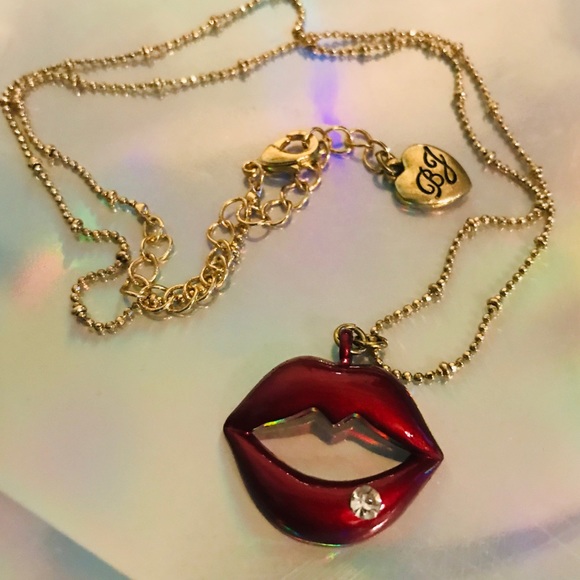 Betsey Johnson lip kiss charm necklace vintage